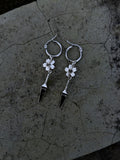 Kunai earring